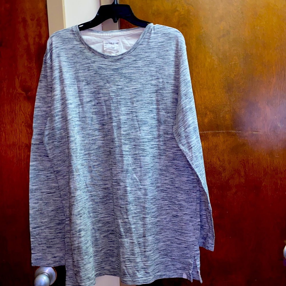 One Men’s Tee long sleeves